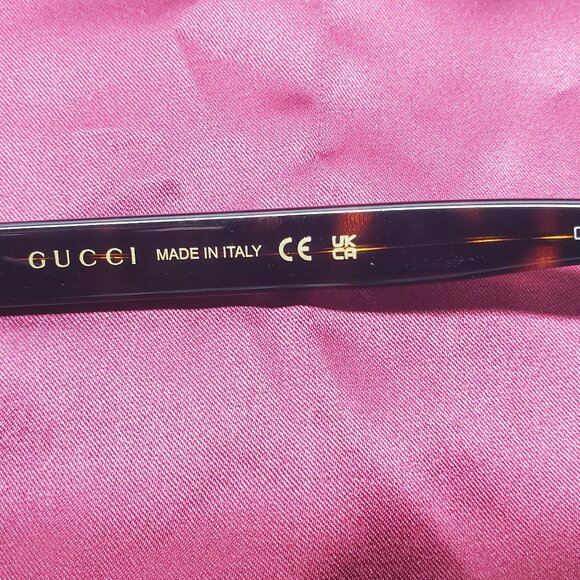 Gucci Womens Monochromatic 57MM Rectangular Sunglasses EUC Worn Once - Picture 8 of 13